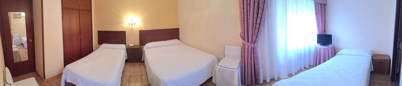 Hotel Derby Carballino Buitenkant foto