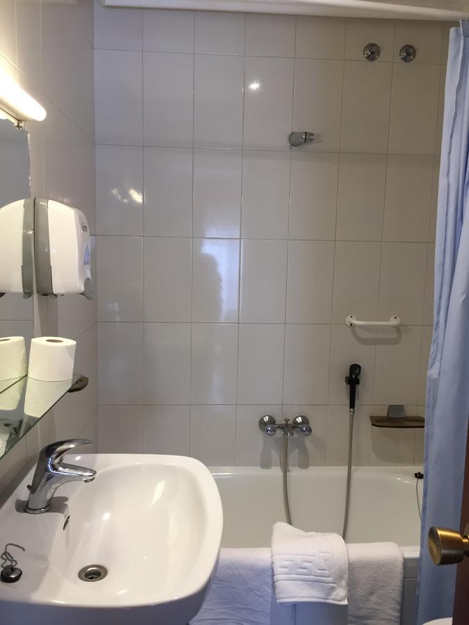 Hotel Derby Carballino Buitenkant foto